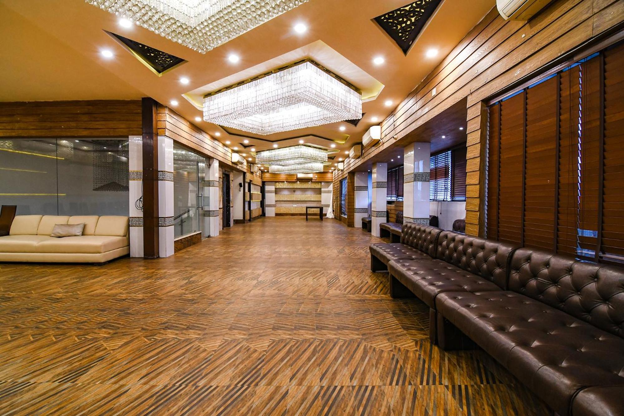 Fabhotel Prime Ivory Inn - Park Circus Колката Екстериор снимка
