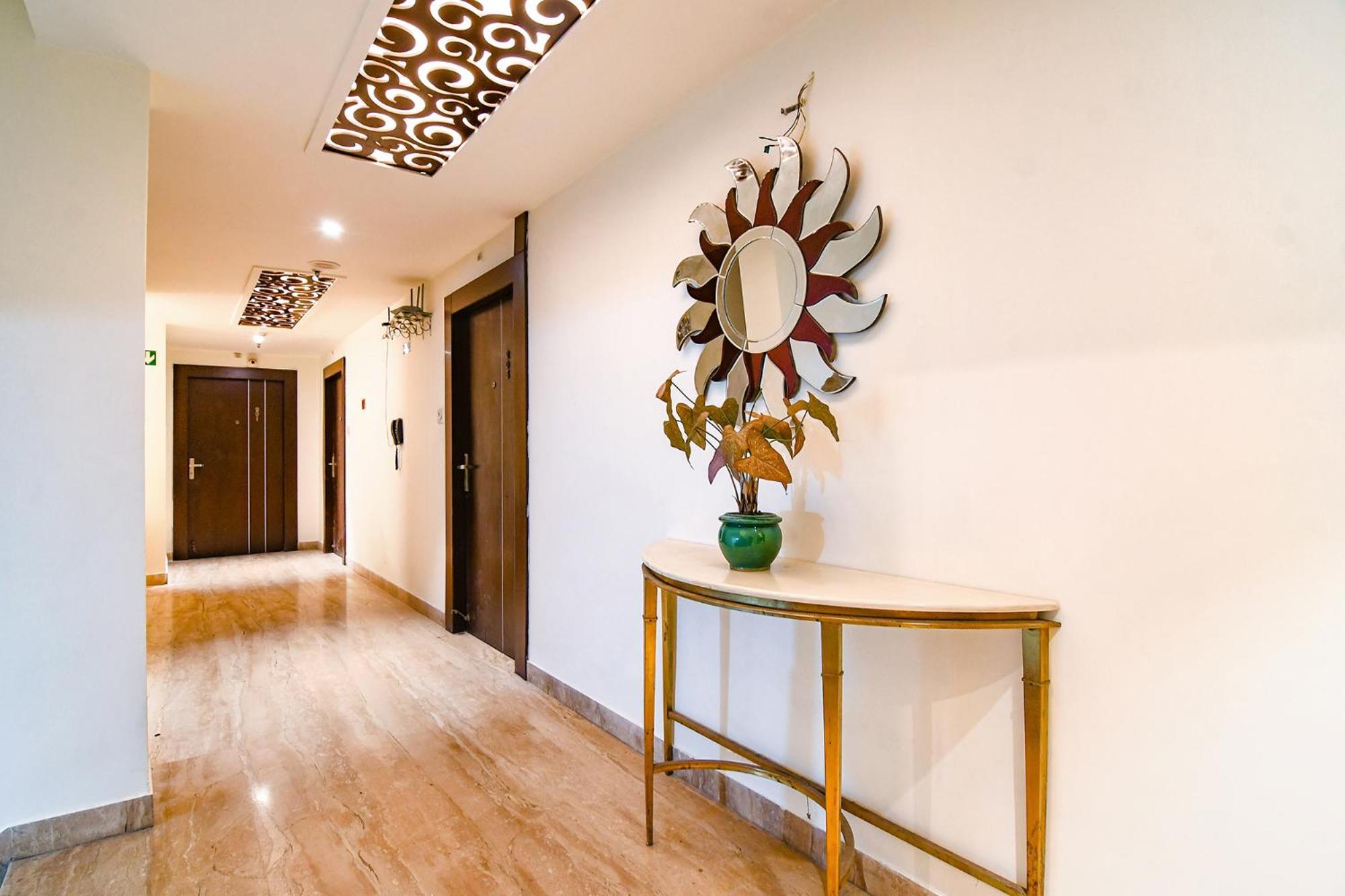 Fabhotel Prime Ivory Inn - Park Circus Колката Екстериор снимка