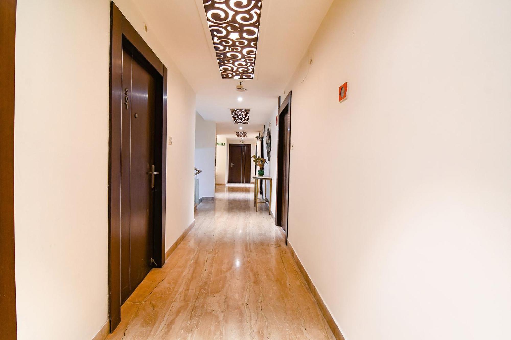 Fabhotel Prime Ivory Inn - Park Circus Колката Екстериор снимка