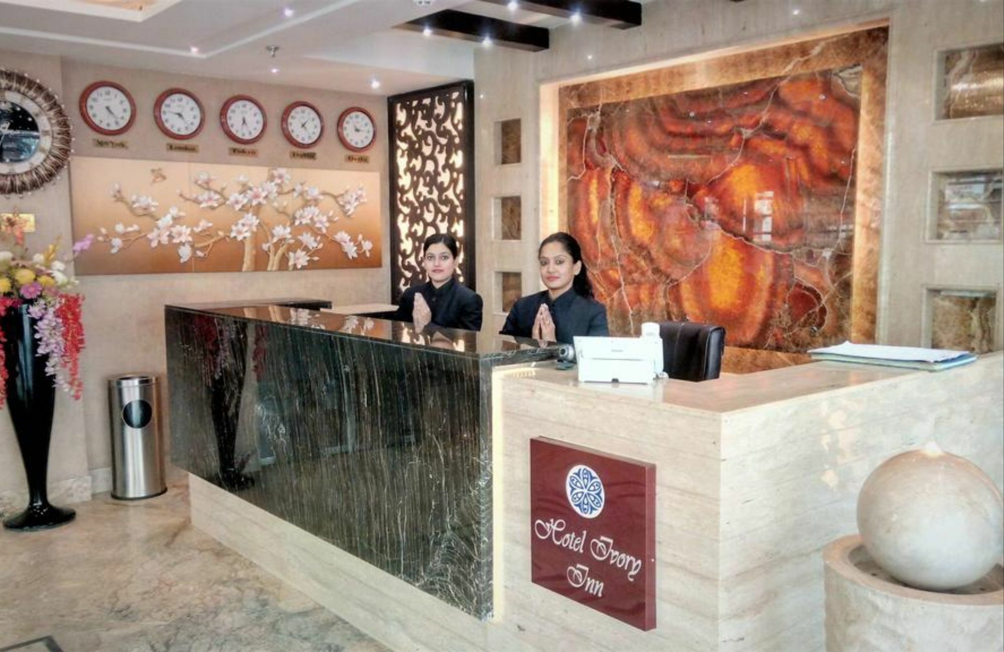 Fabhotel Prime Ivory Inn - Park Circus Колката Екстериор снимка